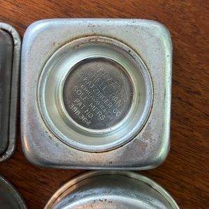 4 Vintage Mary Ann’s Shell Pans